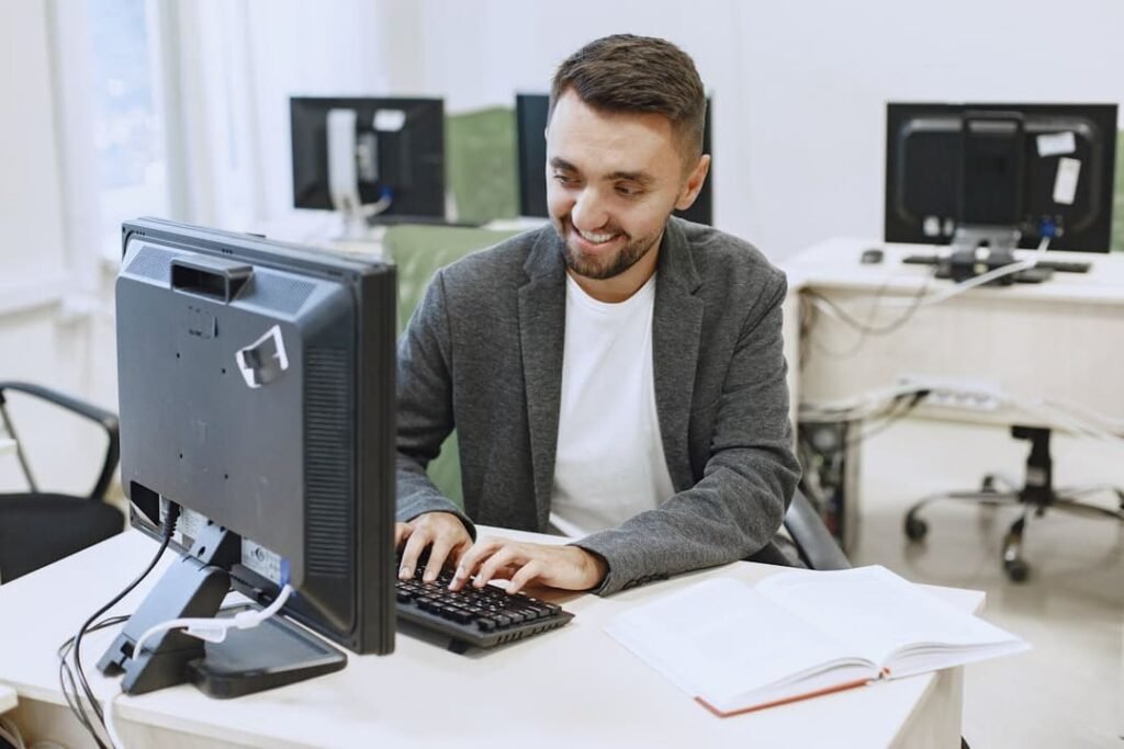 Conoce los beneficios de la atención virtual para empresas y clientes
